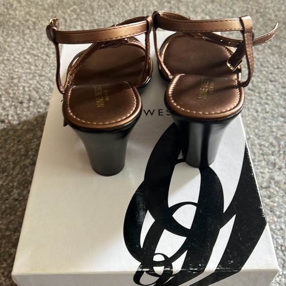 NIB Nine West Heels - Picture 3 of 4